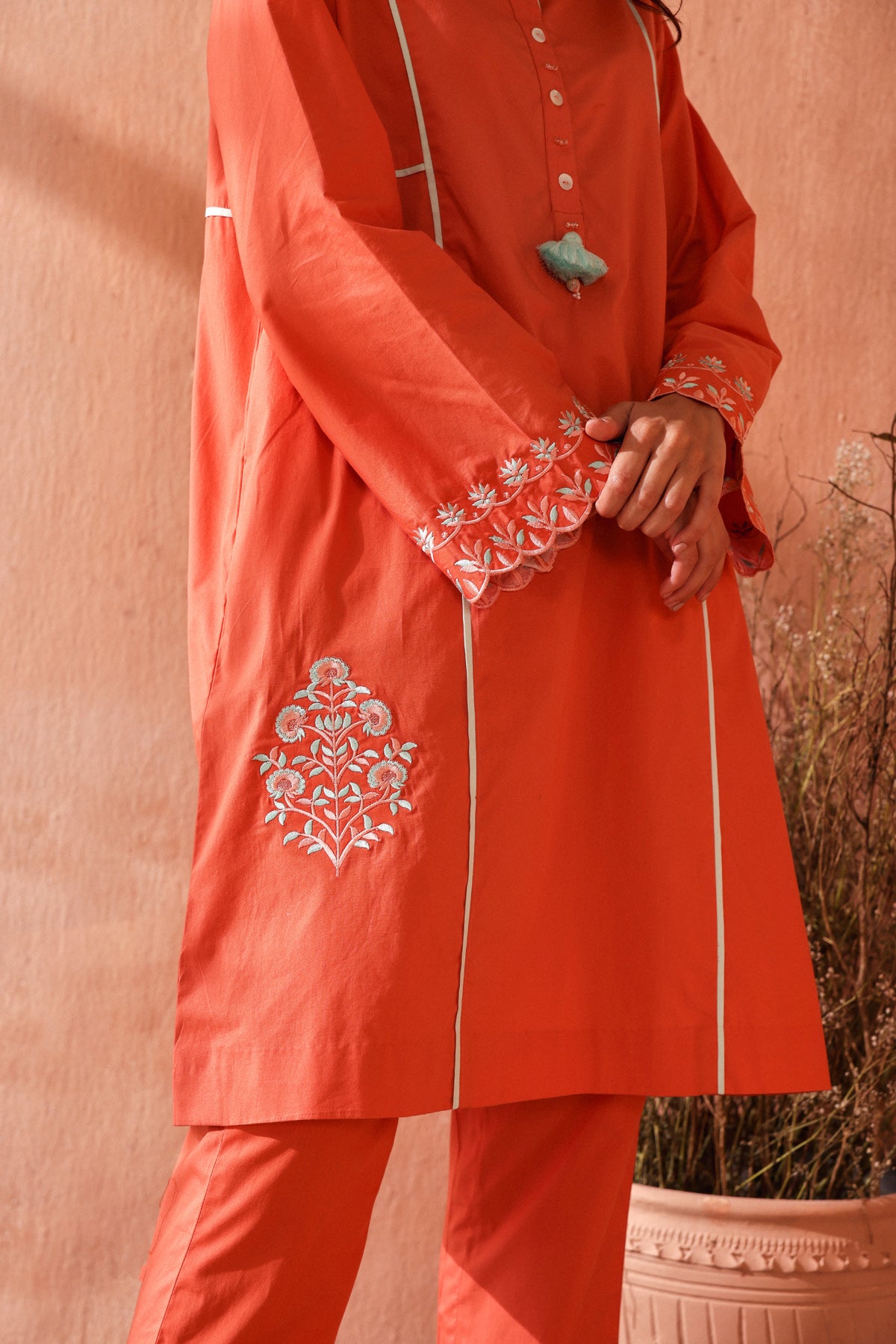 Mrinalini Kurta Set